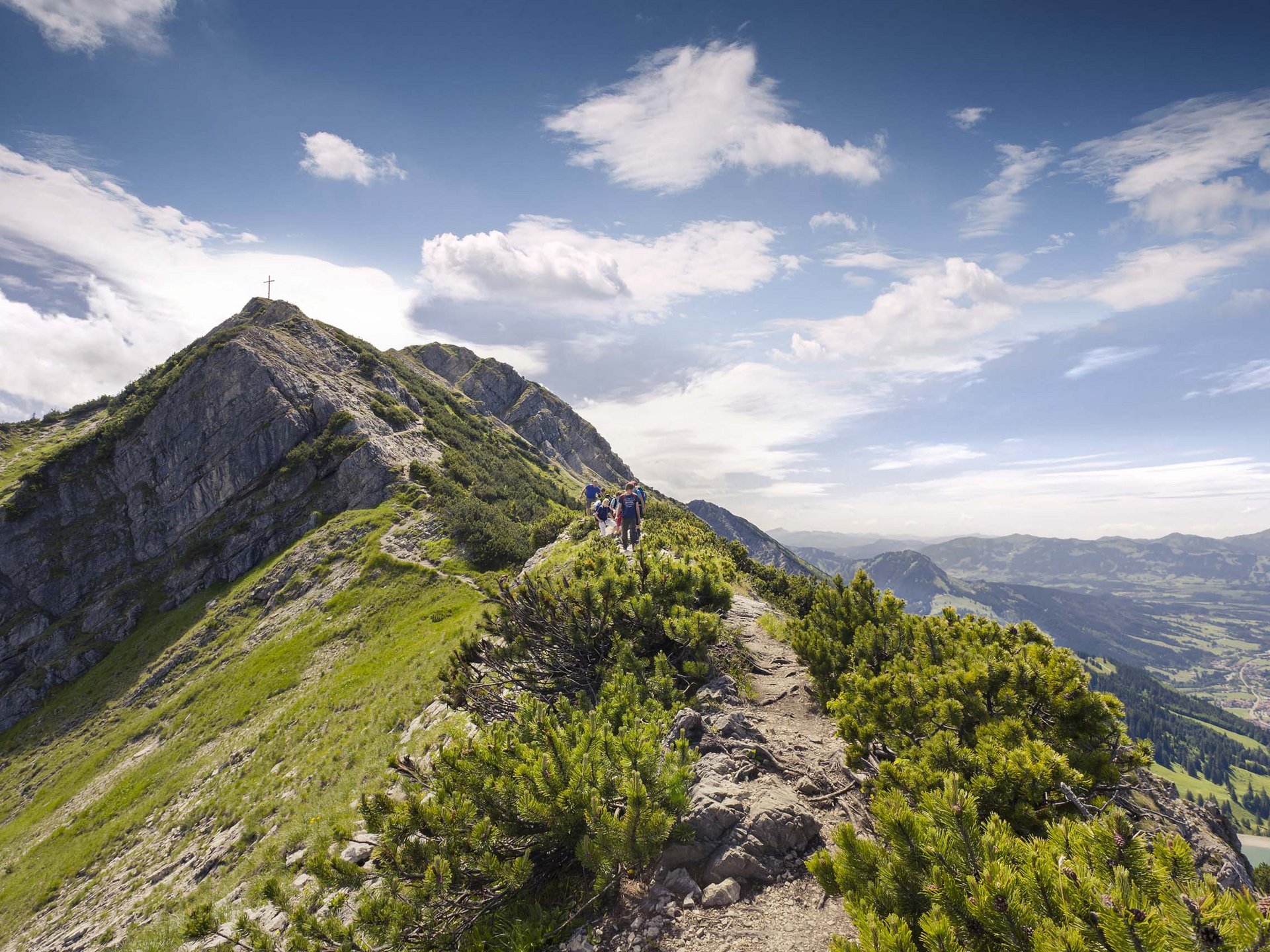 Wellnessurlaub im 4-Sterne-Superior Hotel im Allgäu Wellnessurlaub im 4-Sterne-Superior Hotel im Allgäu